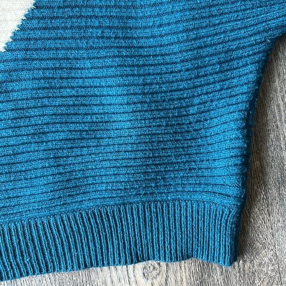 Express Sweater Blue Green Color Block Ribbed Dolman Sleeve Sweater Size Small - Picture 10 of 16